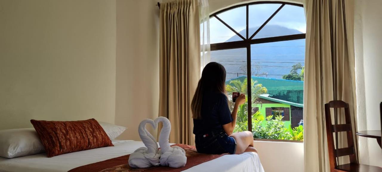 Hotel Vista Del Cerro La Fortuna Екстериор снимка