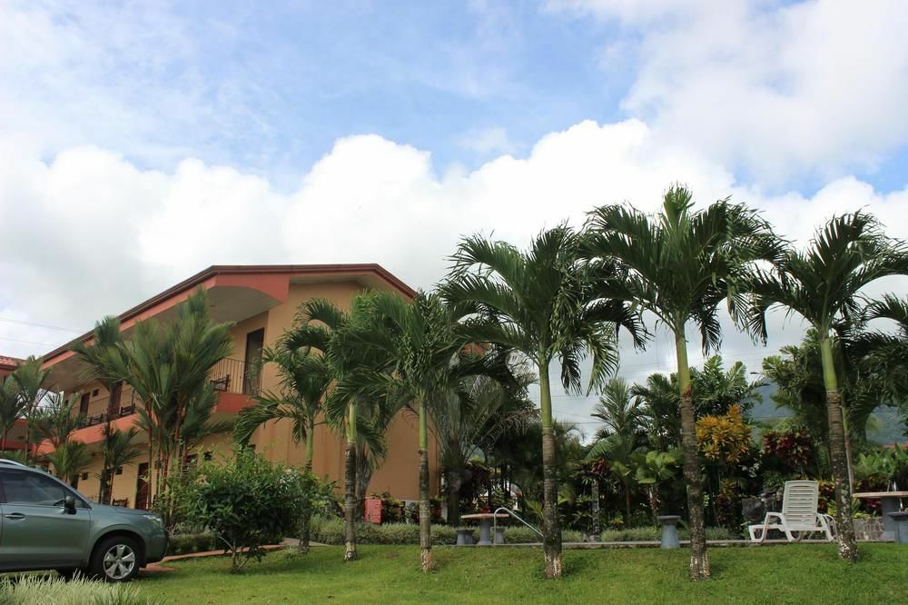 Hotel Vista Del Cerro La Fortuna Екстериор снимка