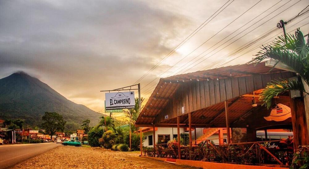 Hotel Vista Del Cerro La Fortuna Екстериор снимка